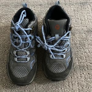 Girls Merrill hiking boots - size 11.5